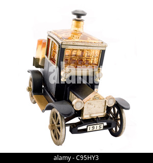 Schöne alte Whiskey Dekanter Replikat von 1915 Model T Ford Stockfoto