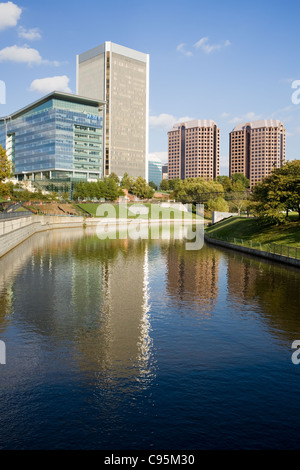 Haxall Kanal, James River Park und die Skyline von Richmond, Virginia Stockfoto