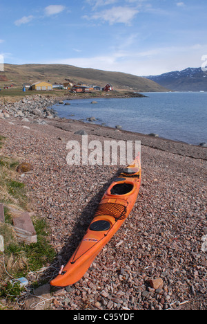 Qassiarsuk am nordwestlichen Ufer des Tunulliarfik in Grönland ist ein perfekter Ort für Curgenven Stockfoto