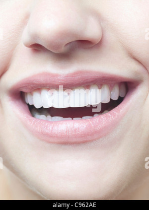 Frau Lächeln. Stockfoto