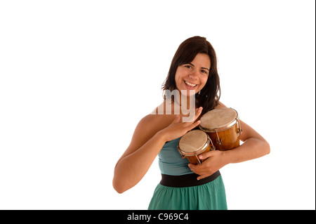 Porträt der glückliche junge Frau mit Trommeln Stockfoto