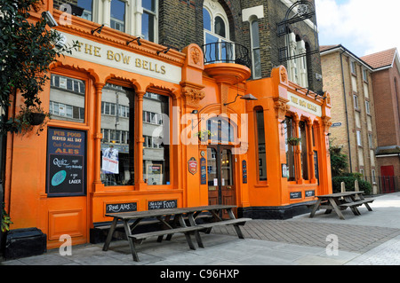 Das Bow Bells Public House oder Pub, Bow Road Tower Hamlets East London England UK Stockfoto