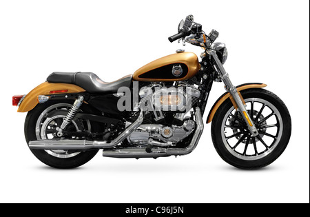 2008 Harley-Davidson 105th Anniversary Sportster Custom-Motorrad. Isoliert auf weißem Hintergrund. Stockfoto