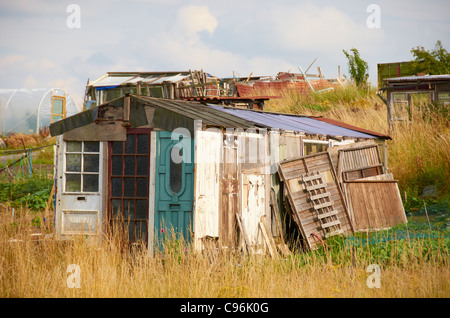 Schuppen / Hütten auf Kleingärten. Stockfoto