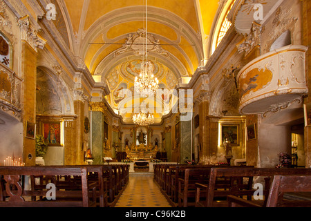 Innenraum der Kirche Notre Dame de L'Assomption in Eze, Provence Frankreich Stockfoto