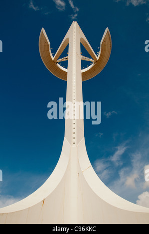 Montjuïc Fernmeldeturm, Barcelona Olympics Park, Spanien.  Von Santiago Calatrava entworfen Stockfoto