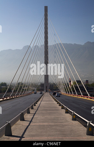 Unidad Brücke Monterrey. Stockfoto