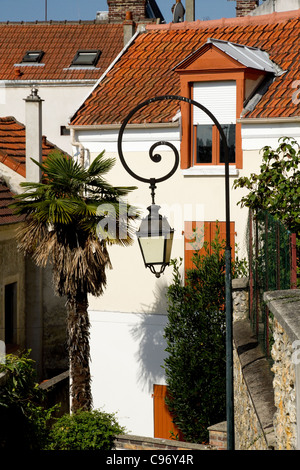 Haus am Ende einer Gasse in dem Dorf Herblay, einem Vorort von Paris Frankreich Stockfoto