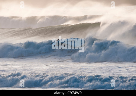 Der unerbittliche Super Serie UK Pro Surf Tour war in Newquay für eine andere Veranstaltung am 10. November 2011 Stockfoto