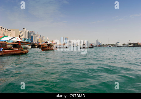Wasser Taxi, Abra, Dau am Dubai Creek, Dubai, Vereinigte Arabische Emirate, Naher Osten Stockfoto