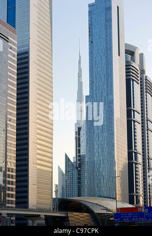 Impressionen der Sheikh Zayed Road, Dubai, Vereinigte Arabische Emirate, Al Satwa, Nahost Stockfoto