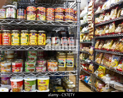 Kalustyans Indian Spice Shop ist ein Spezialitätengeschäft in Murray Hill, New York City, USA Stockfoto