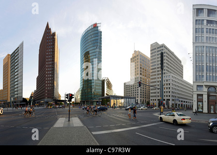 Der Potsdamer Platz am frühen Abend, Berlin, Deutschland, Europa Stockfoto