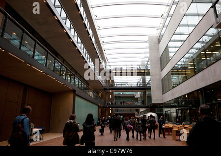 Neuer Campus Central St. Martins School of Art Kings Cross, London Stockfoto