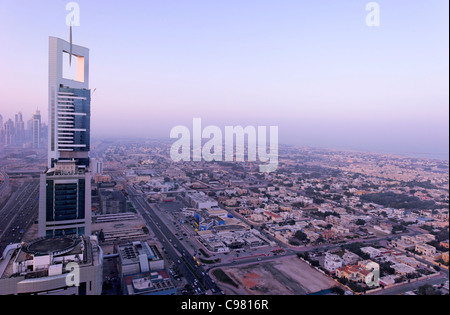 Blick auf Downtown Dubai, Türme, Hochhäuser, Hotels, moderne Architektur, Sheikh Zayed Road, Financial District-Dubai Stockfoto