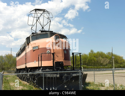 Vorderansicht eines Ntique Orange und schwarze Lokomotive in Milwaukee, USA Stockfoto