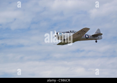 Pamela Marie ein Jahrgang des 2. Weltkrieges t-6 Texan United States Air Force Jagdflugzeug bei einem regionalen Flughafen Air show Stockfoto