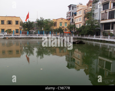 B52-Bomber-Wrack im Huu Tiep See, Hanoi, Vietnam Stockfoto