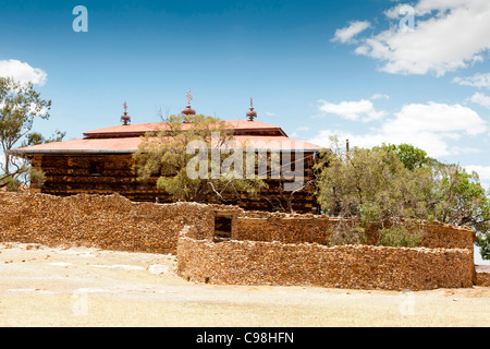 Blick auf das 10. Jahrhundert Abuna Aregawi Kirche am Kloster von Debre Damo an der eritreischen Grenze in Tigray, Nord-Äthiopien. Stockfoto