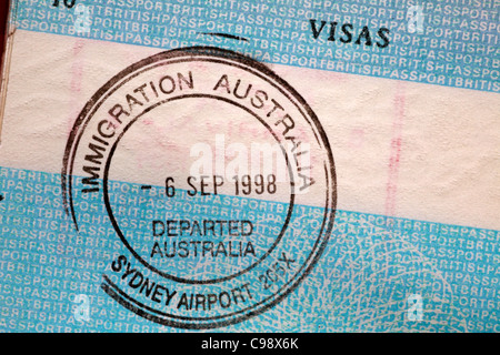 Einwanderung Australien Sydney Airport Stempel in britischen Pass Stockfoto