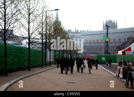 Neue King Boulevard verbindet Central St. Martins School of Art, Kings Cross, London Stockfoto