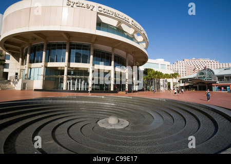 Die Spirale Brunnen und Sydney Convention Centre am Darling Harbour.  Sydney, New South Wales, Australien Stockfoto