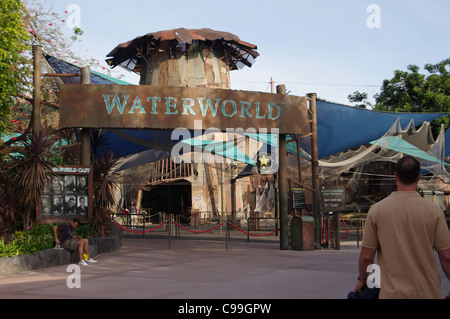 Universal Studios. Sätze von Filme in Hollywood. Waterworld Stockfoto