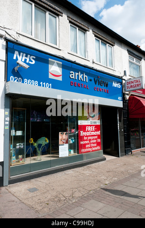 Die Zahnarztpraxis Arkh-Blick in Süd-London Stockfoto