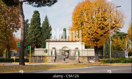 Eingang: Englischen Friedhof, Protestant, in Piazzale Donatello im Zentrum von Florenz, Insprition für die Insel der Toten Stockfoto