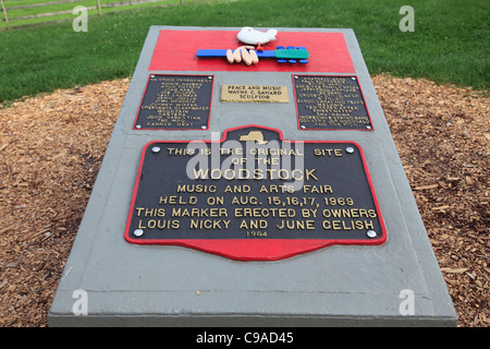 Denkmal des 1969 Woodstock Music Festival am ursprünglichen Standort Bethel Woods Mitte für die Künste, Bethel, New York, USA Stockfoto