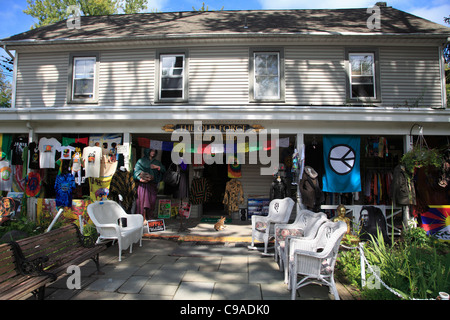 Shop Verkauf Hippie, Woodstock Festival Erinnerungsstücke, Woodstock, Catskills, Ulster County, New York, USA Stockfoto