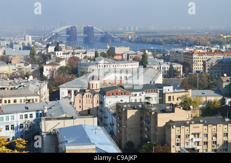 Erhöhten Blick auf Stadtteil Podil, Kiew, Ukraine, Osteuropa Stockfoto