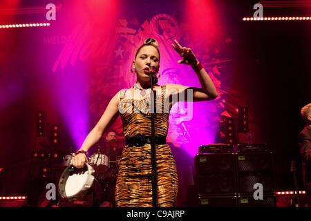 Reading, UK, 18.11.2011: Imelda in Konzert im Hexagon, Reading, UK durchführen kann. Stockfoto