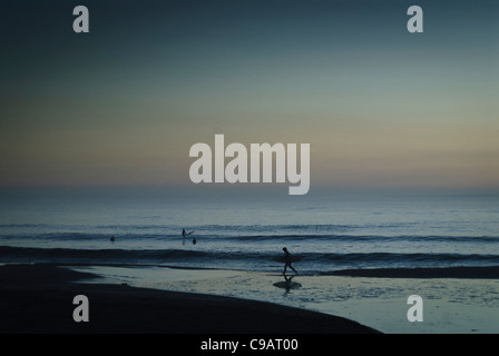 Taito Strand, Chiba, Japan. Taito Strand ist einer von Japans bekanntesten Surf-Spots in der Nähe von Tokio. Stockfoto