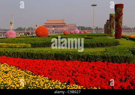 Blumen Dekorationen auf 2011 Feierlichkeiten zum Nationalfeiertag in Platz des himmlischen Friedens Peking China Stockfoto