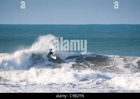 Der unerbittliche Super Serie UK Pro Surf Tour war in Newquay für eine andere Veranstaltung am 10. November 2011 Stockfoto