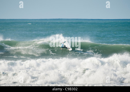 Der unerbittliche Super Serie UK Pro Surf Tour war in Newquay für eine andere Veranstaltung am 10. November 2011 Stockfoto