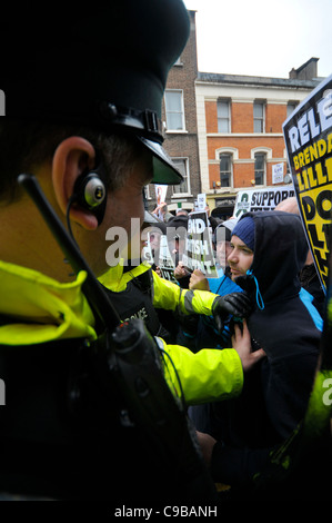 Dissident Republikaner protestieren in Londonderry für Reform der Haftbedingungen für Gefangene der Real IRA in Nordirland. Stockfoto