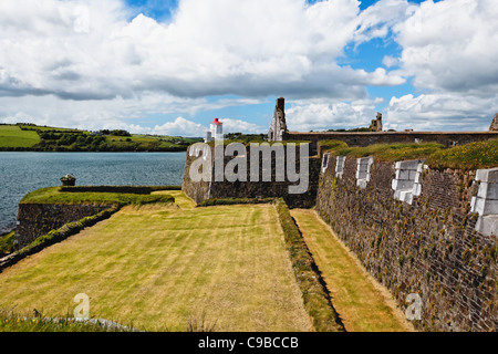 Ruinen von einer am Meer Fort Charles, Kinsale, County Cork, Irland Stockfoto