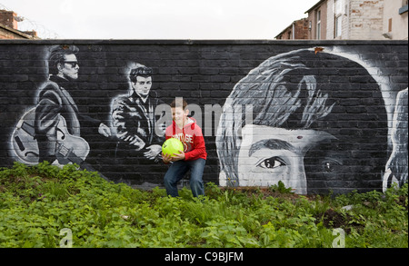 Die Liverpool Wandbild gewinnen  am Fluss Group Wall Gemälde von den Beatles, Seaforth, Merseyside, UK Stockfoto