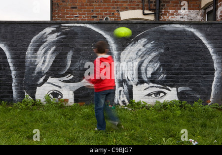 Die Liverpool Wandbild gewinnen  am Fluss Group Wall Gemälde von den Beatles, Seaforth, Merseyside, UK Stockfoto