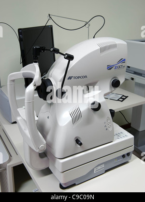 Topcon OCT-1000 optische Kohärenz Tomographie System für Messungen von Retinal und RNFL dicken - Augenheilkunde-instrument Stockfoto