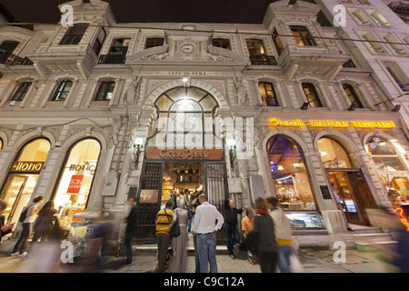 Cicek Pasaji Istikal Caddesi wichtigsten shopping Street, Istanbul, Türkei, Europa, Stockfoto