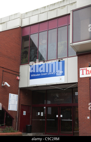 Willesden Green Bibliotheks-Zentrum, Nordwesten von London Stockfoto