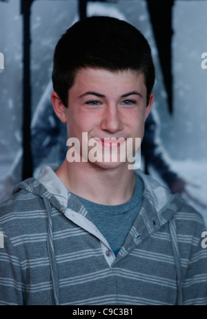 DYLAN MINNETTE DIE SACHE. WELT-PREMIERE. UNIVERSAL CITY LOS ANGELES Kalifornien USA 10. Oktober 2011 Stockfoto