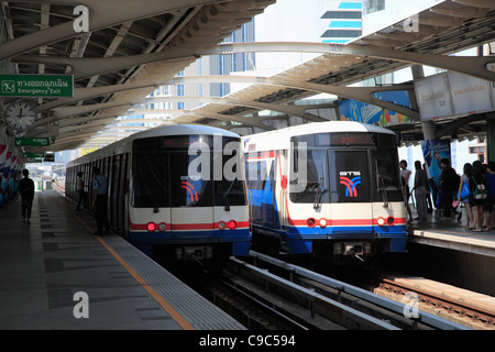 BTS Skytrain, Bangkok, Thailand, Asien Stockfoto