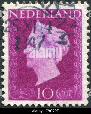 Niederlande - ca. 1947: Eine Briefmarke gedruckt in den Niederlanden zeigt Wilhelmina der Niederlande, ca. 1947 Stockfoto