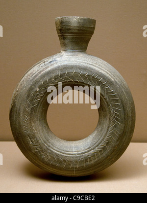 Ring-geformte Flasche Japan Kofun Periode 300 552 Hiroshima Region Steinzeug Stockfoto
