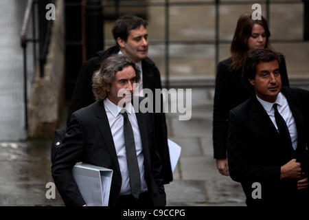 London, UK, 22.11.2011. Komiker Steve Coogan, Ankunft am Royal Courts of Justice, Beweise auf der Leveson-Untersuchung von Presse-Ethik und Praxis geben. Stockfoto