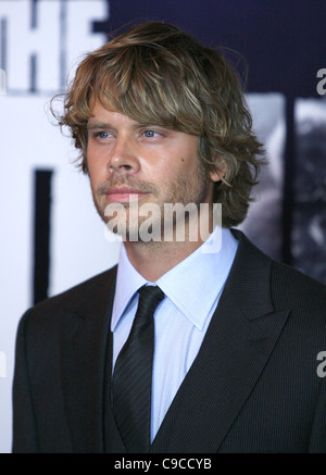 ERIC CHRISTIAN OLSEN DIE SACHE. WELT-PREMIERE. UNIVERSAL CITY LOS ANGELES Kalifornien USA 10. Oktober 2011 Stockfoto